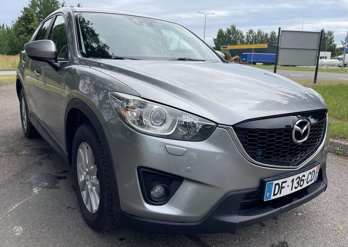 Mazda CX-5, 2.2 l., off-road / crossover