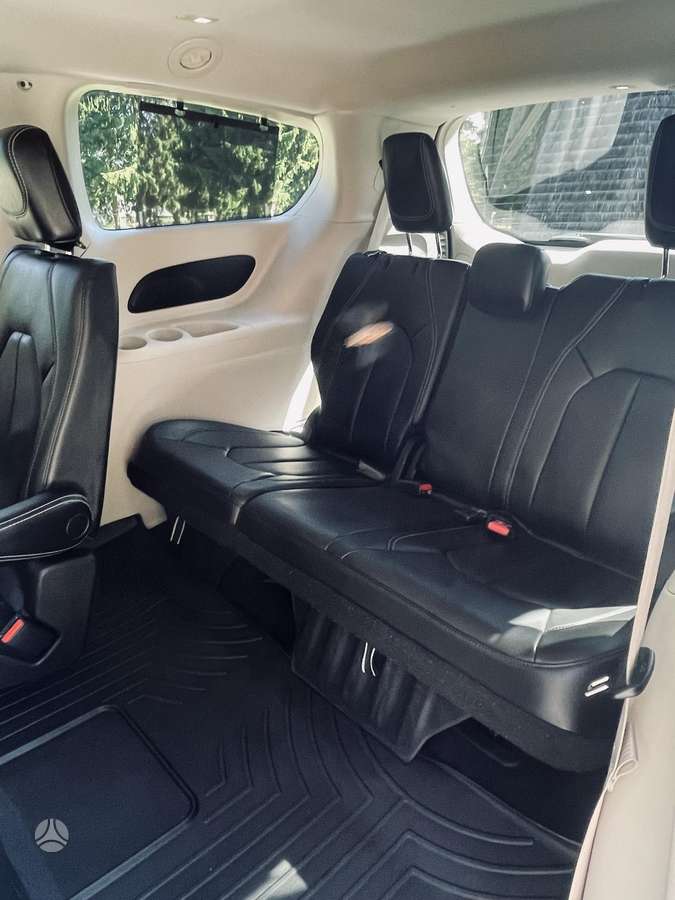 Chrysler Pacifica, 3.6 l., Минивэн