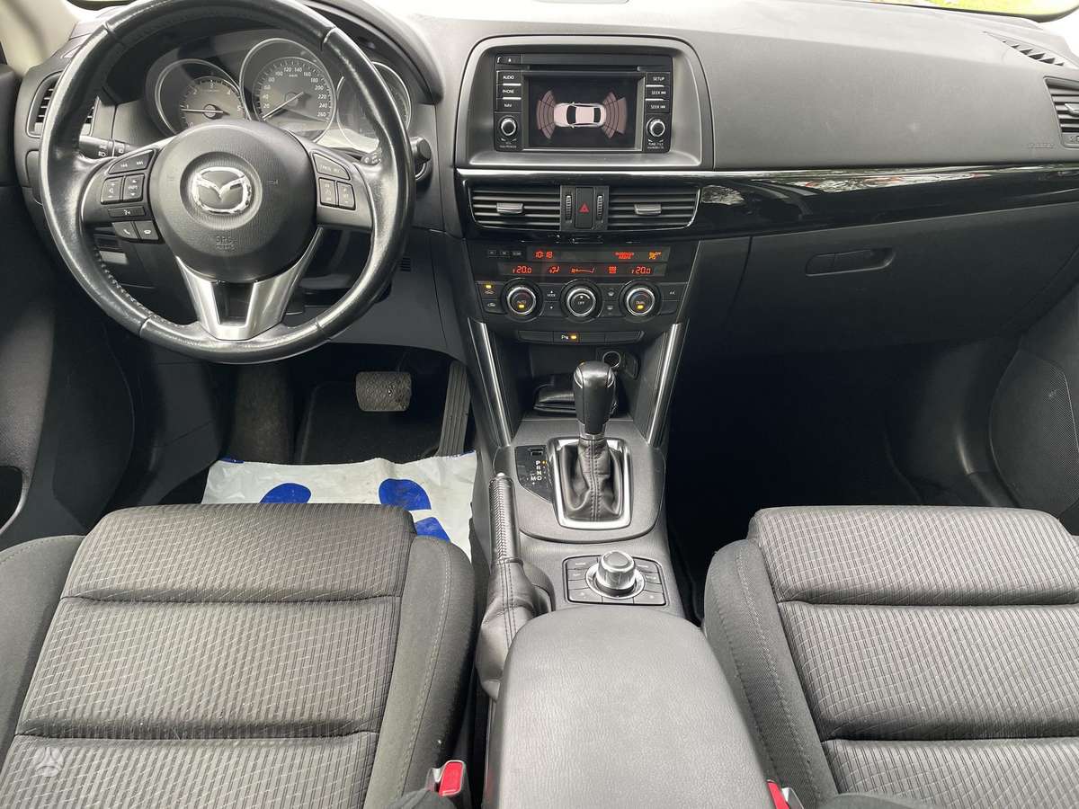 Mazda CX-5, 2.2 l., off-road / crossover