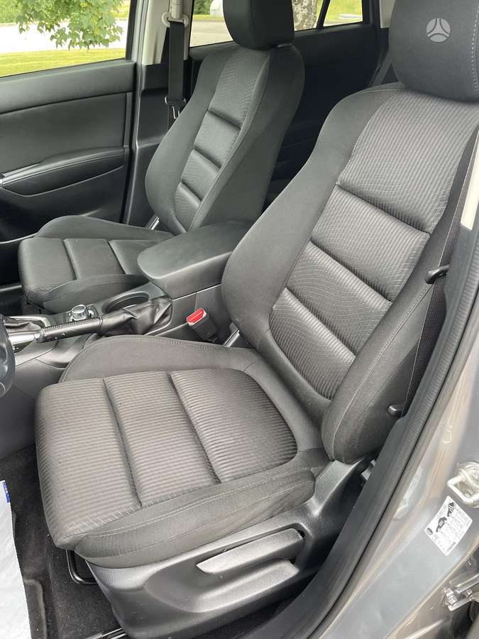 Mazda CX-5, 2.2 l., off-road / crossover