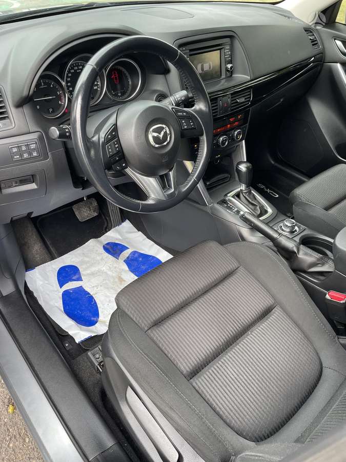 Mazda CX-5, 2.2 l., off-road / crossover