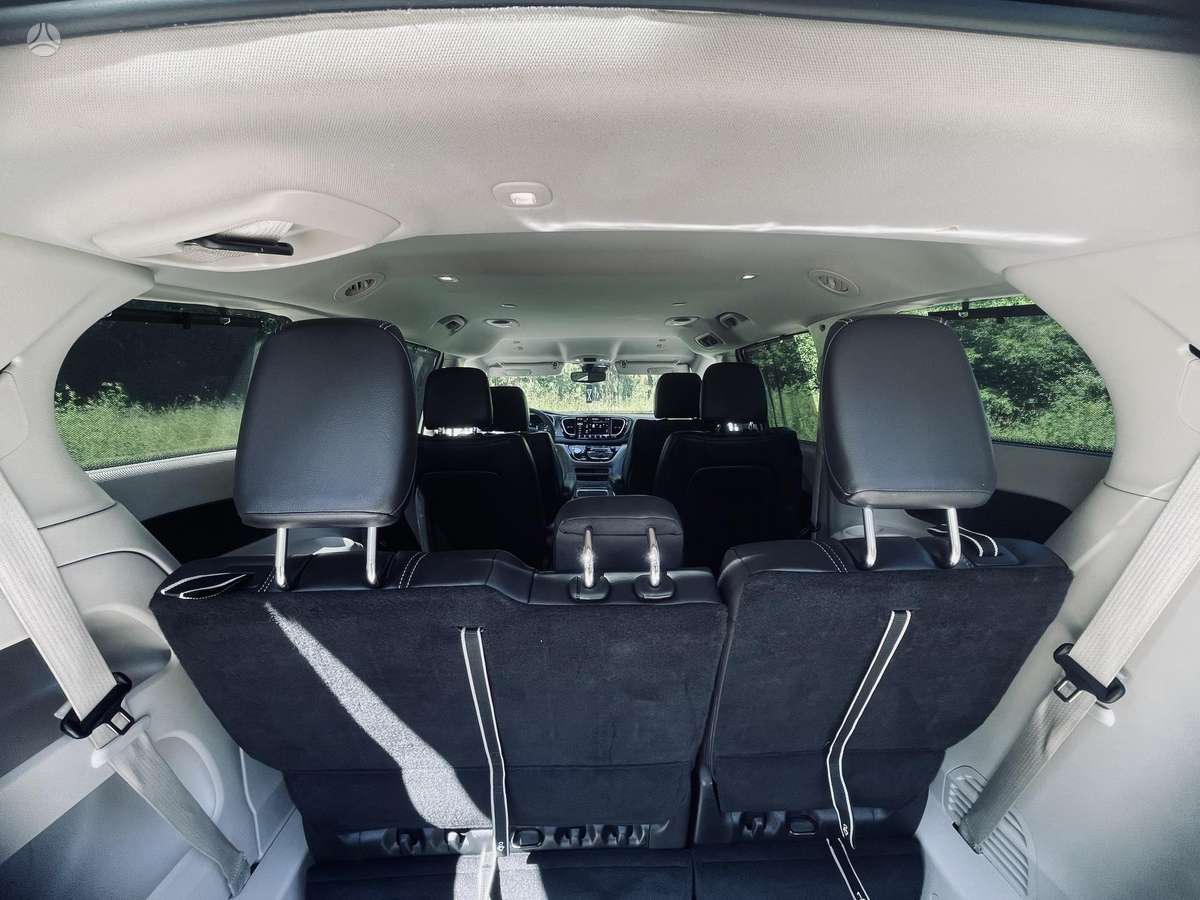 Chrysler Pacifica, 3.6 l., Минивэн
