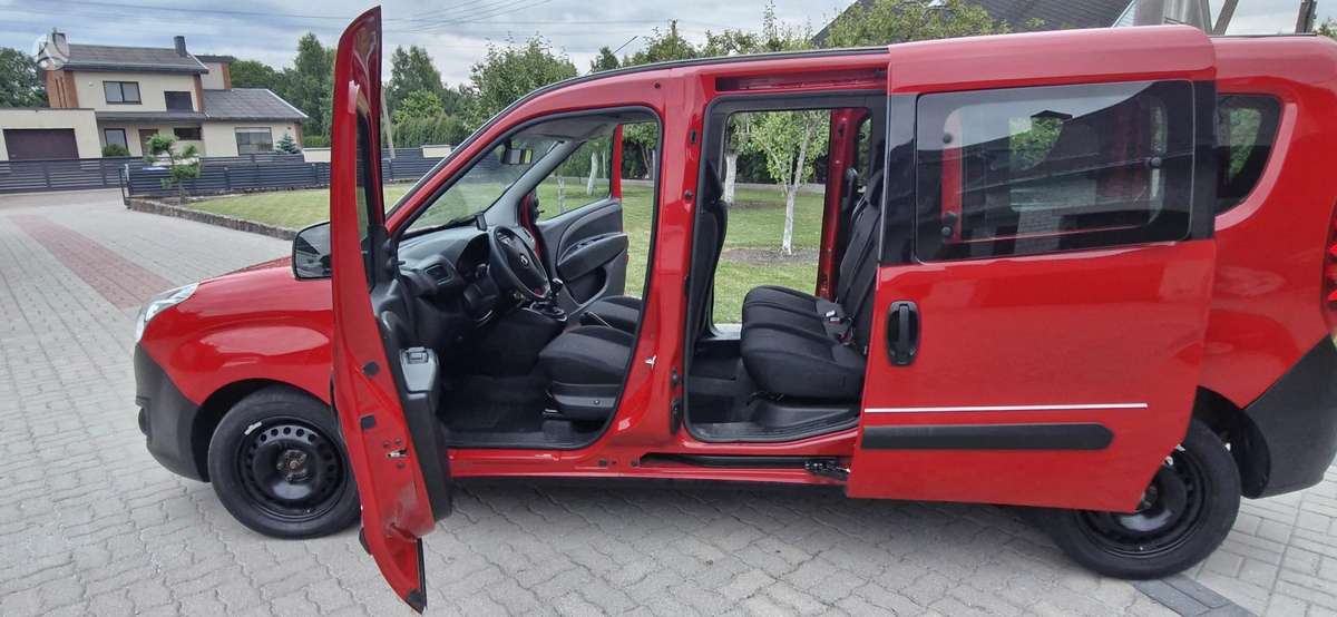 Opel Combo, 1.6 l., Минивэн