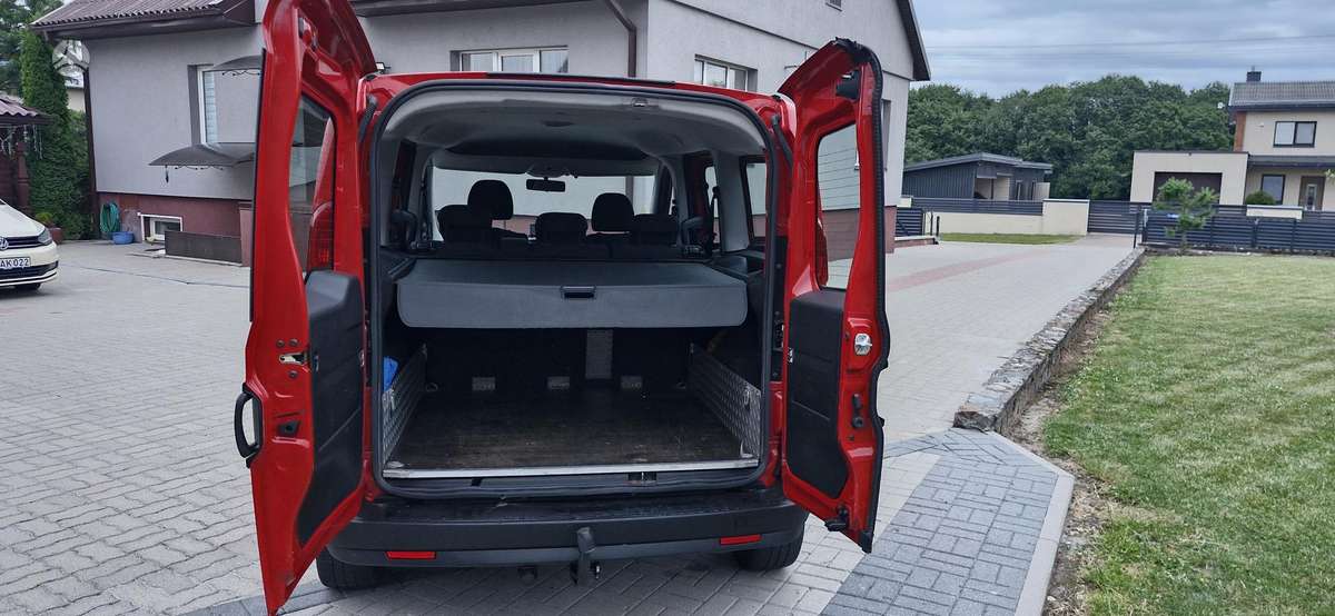 Opel Combo, 1.6 l., Минивэн