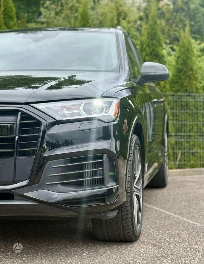 Audi Q7, 3.0 l., Минивэн