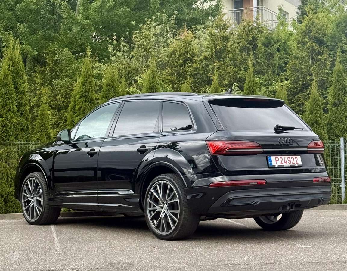Audi Q7, 3.0 l., Минивэн