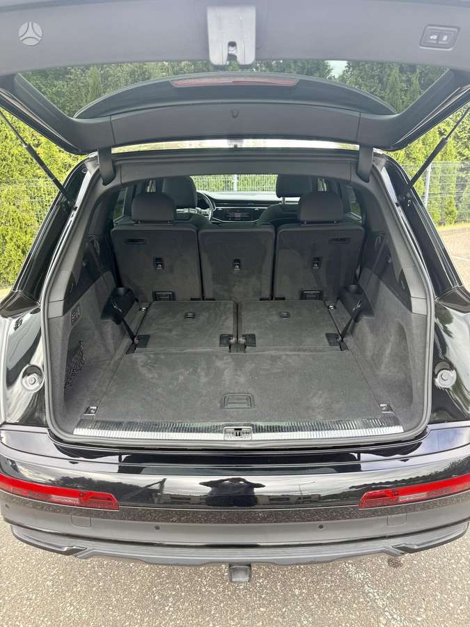 Audi Q7, 3.0 l., Минивэн