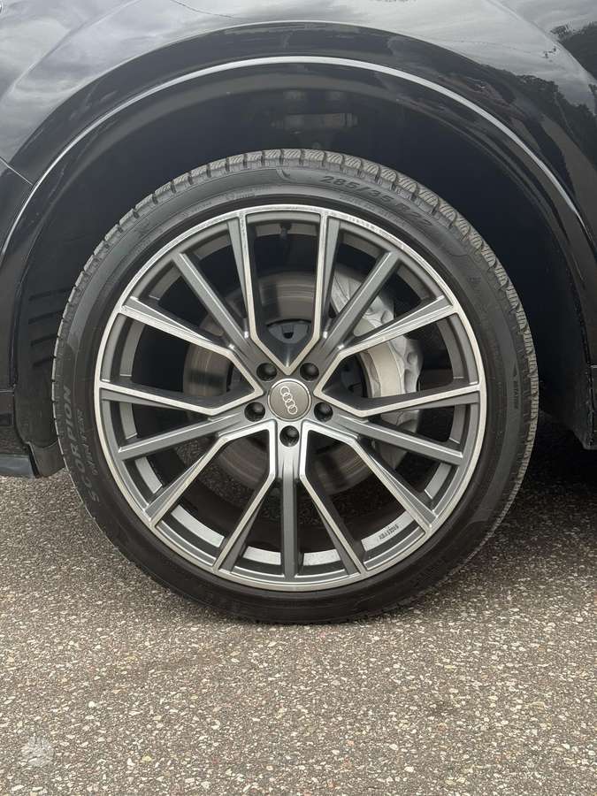 Audi Q7, 3.0 l., Минивэн