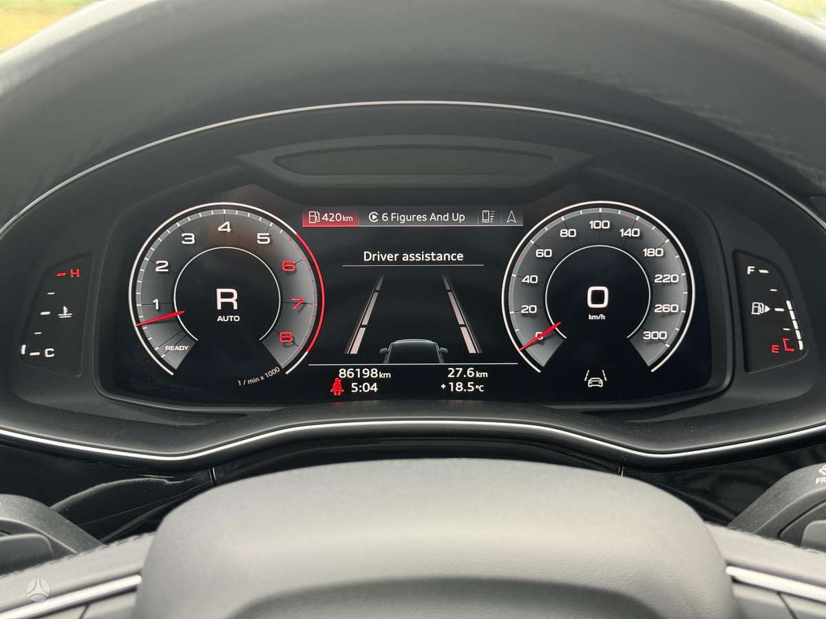 Audi Q7, 3.0 l., Минивэн