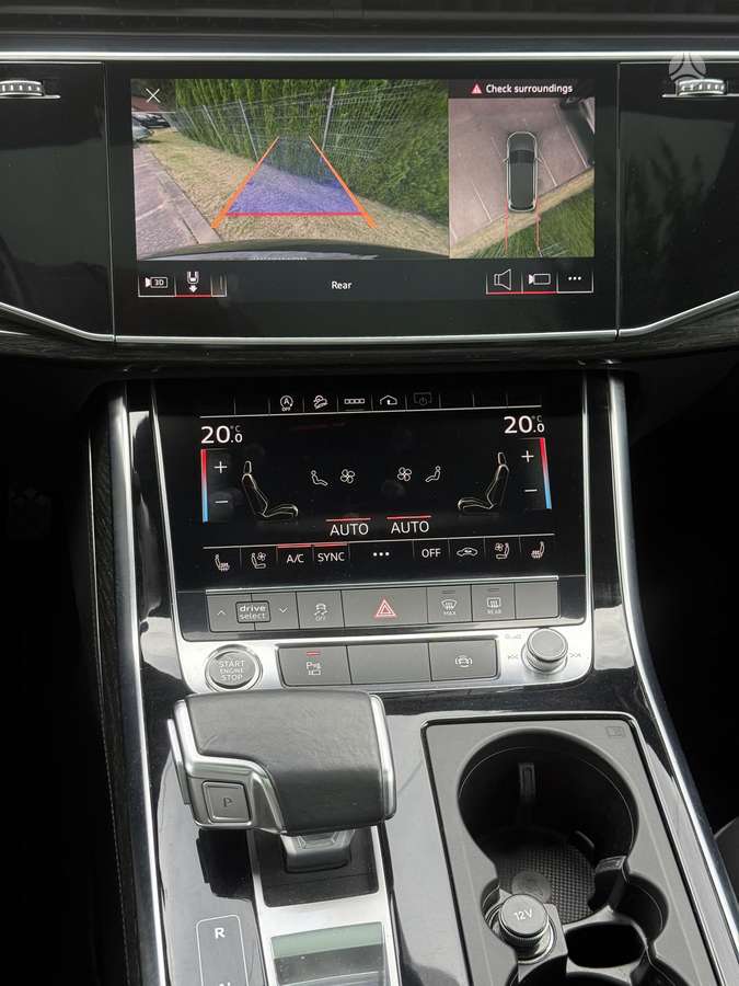 Audi Q7, 3.0 l., Минивэн