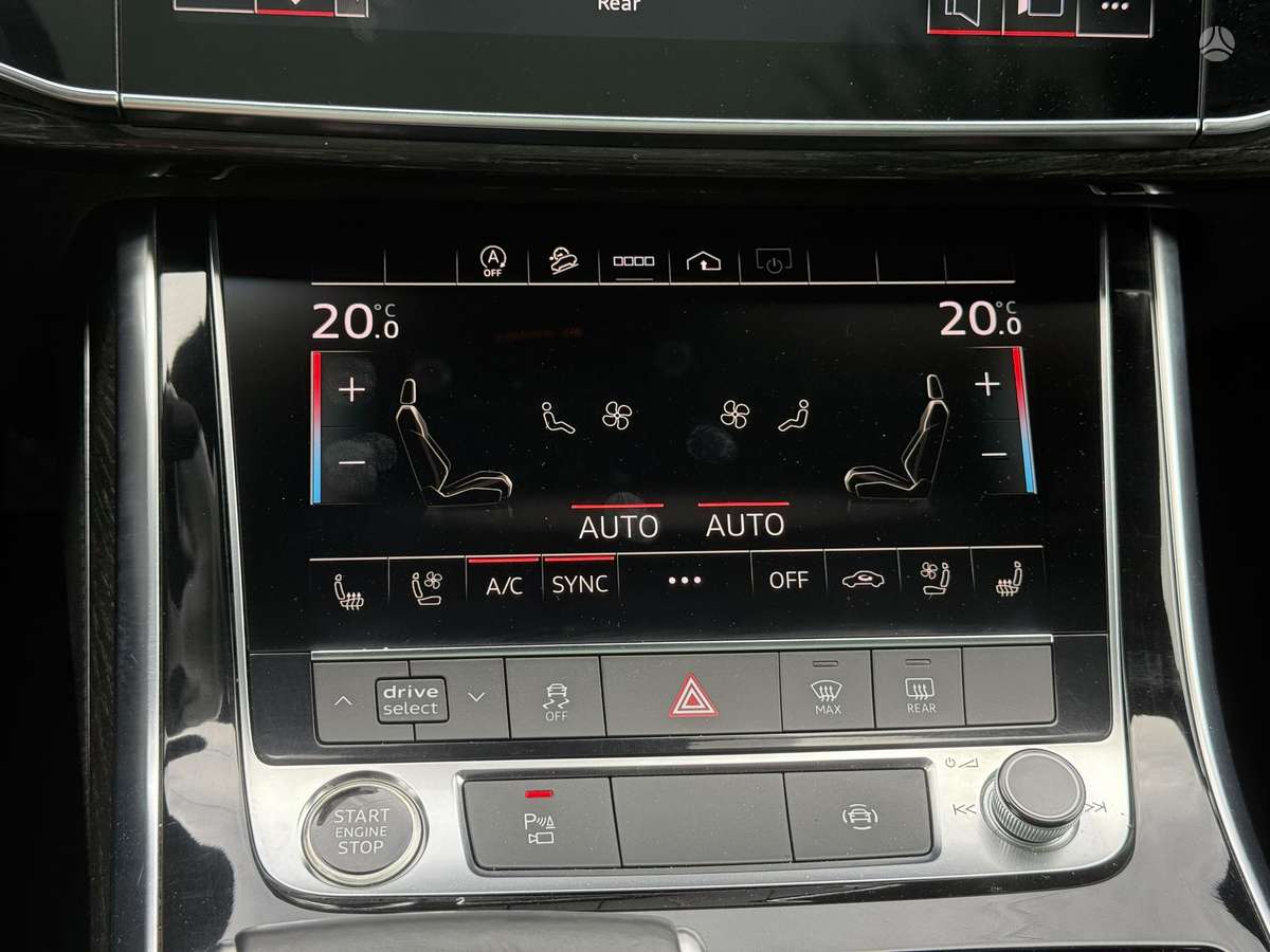 Audi Q7, 3.0 l., Минивэн