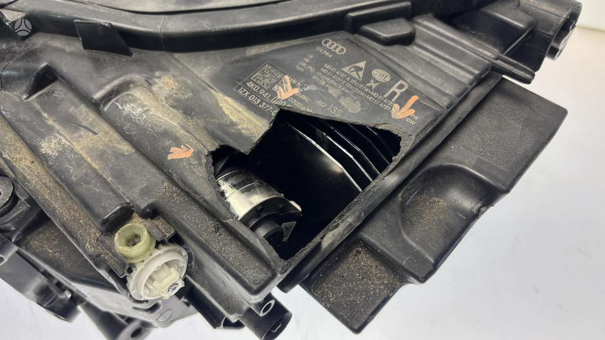 Audi A6 Cen31102