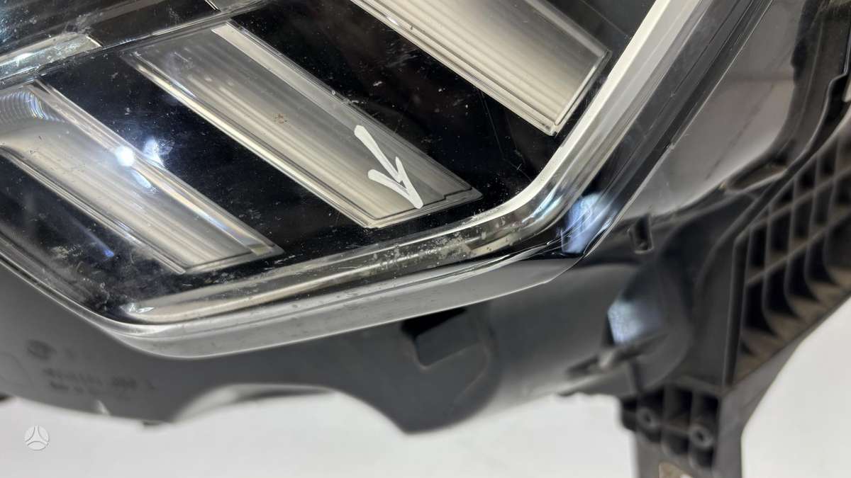 Audi Q3, 83A941033, Cen31104