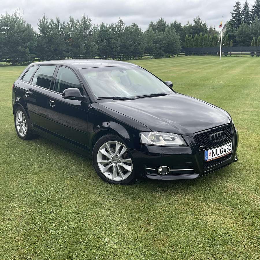 Audi A3, 1.8 l., Хэтчбек