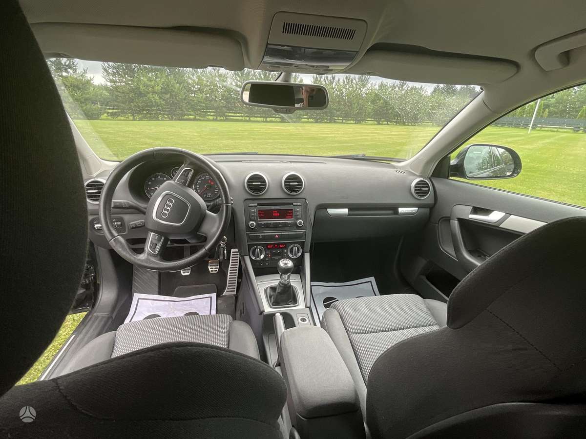 Audi A3, 1.8 l., hečbekas
