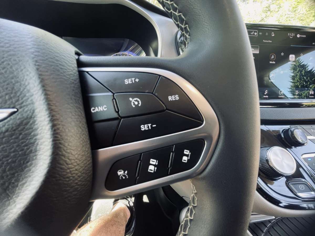 Chrysler Pacifica, 3.6 l., Минивэн