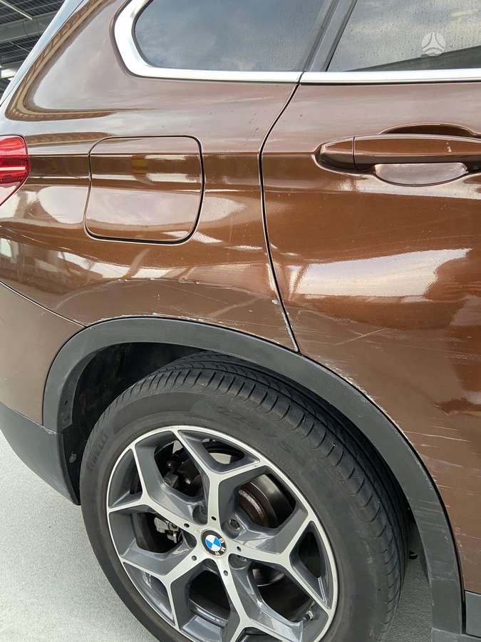 BMW X1, 2.0 l., Внедорожник / Кроссовер