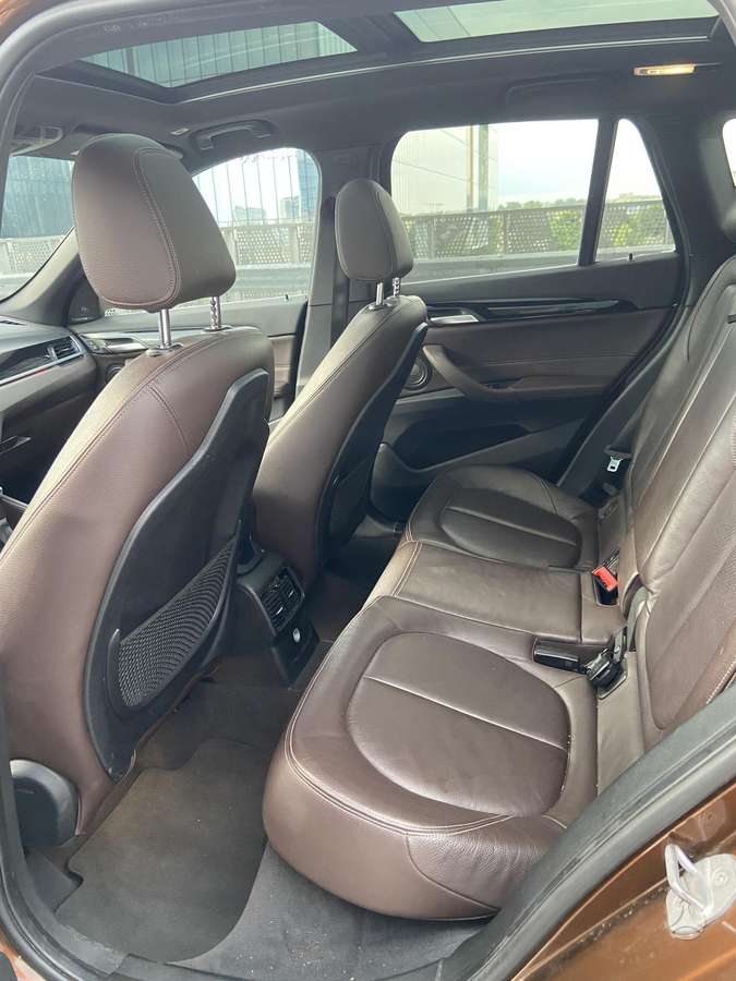 BMW X1, 2.0 l., Внедорожник / Кроссовер