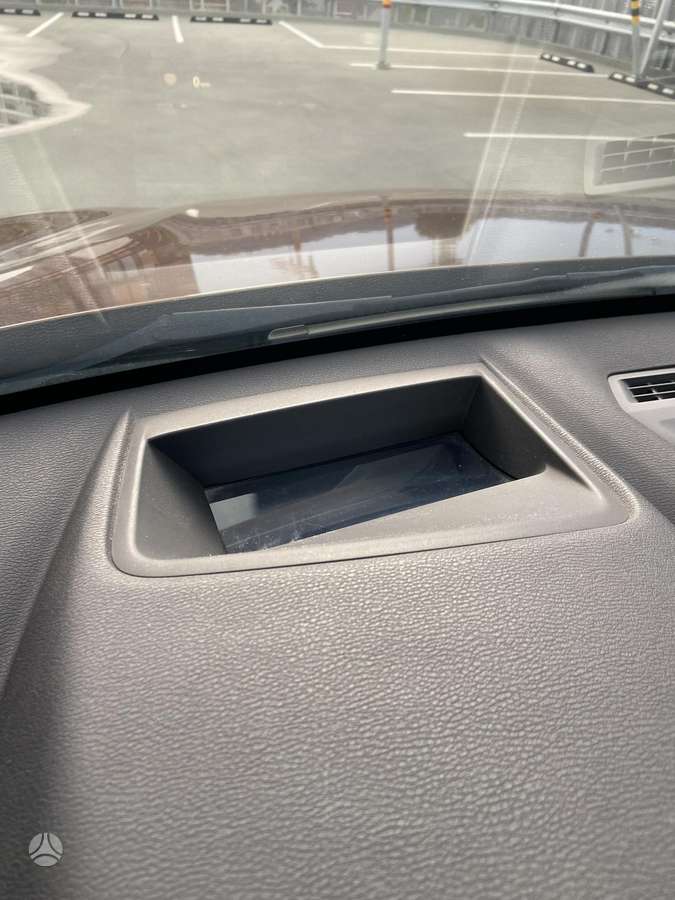 BMW X1, 2.0 l., off-road / crossover