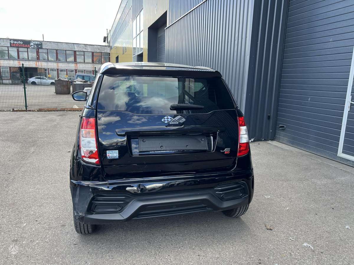 Ligier JS50, 0.5 l., hatchback