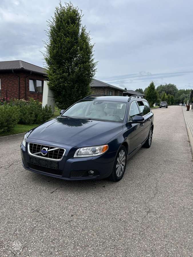 Volvo V70, 2.0 l., wagon