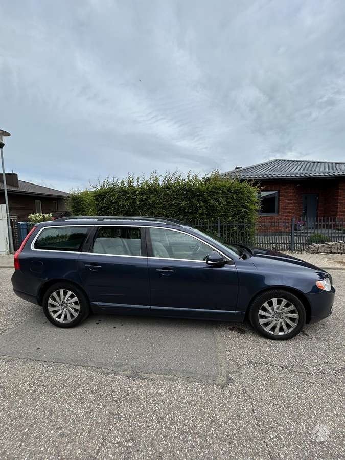 Volvo V70, 2.0 l., wagon