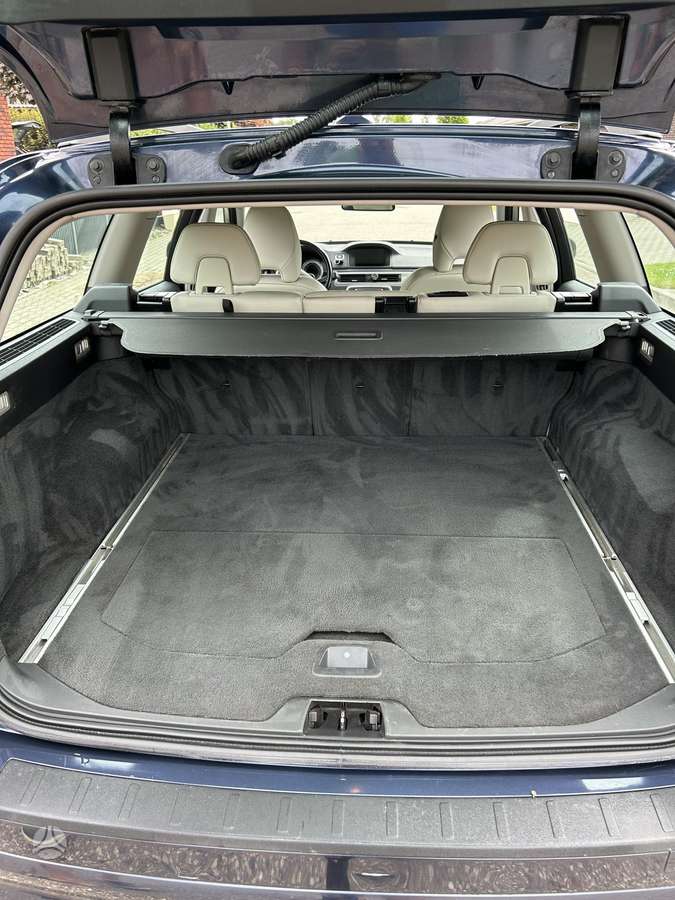 Volvo V70, 2.0 l., Универсал