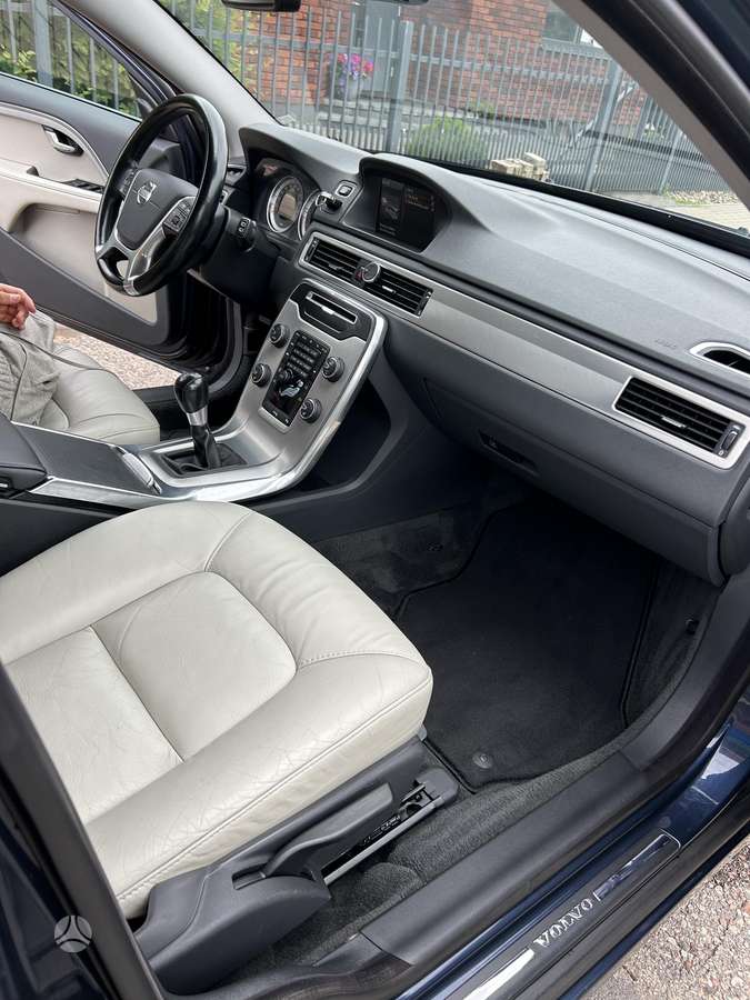 Volvo V70, 2.0 l., universalas