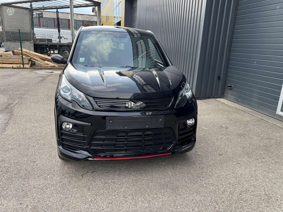 Ligier JS60, 0.5 l., hatchback