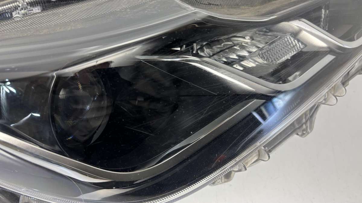 Toyota Corolla, 8111002T31, Cen31162