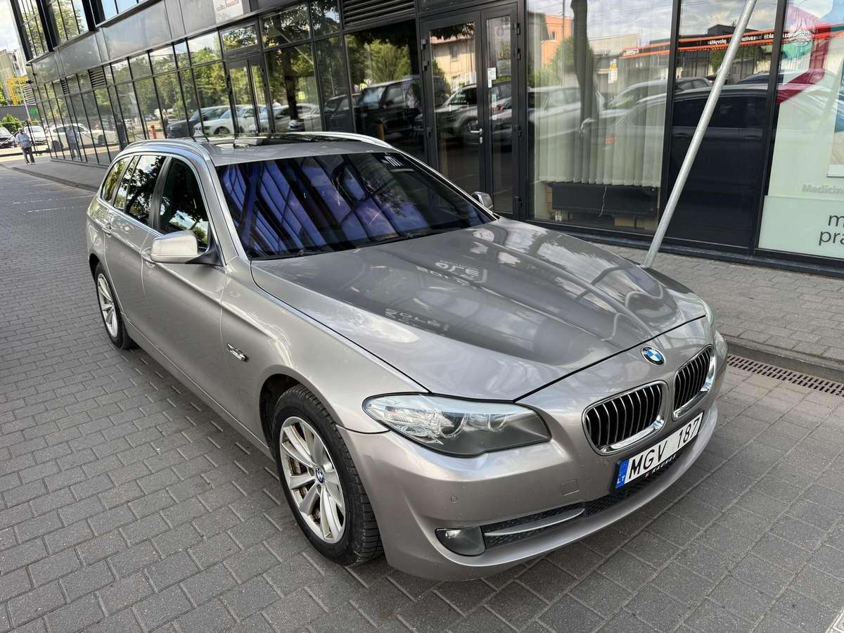 BMW 520, 2.0 l., Универсал