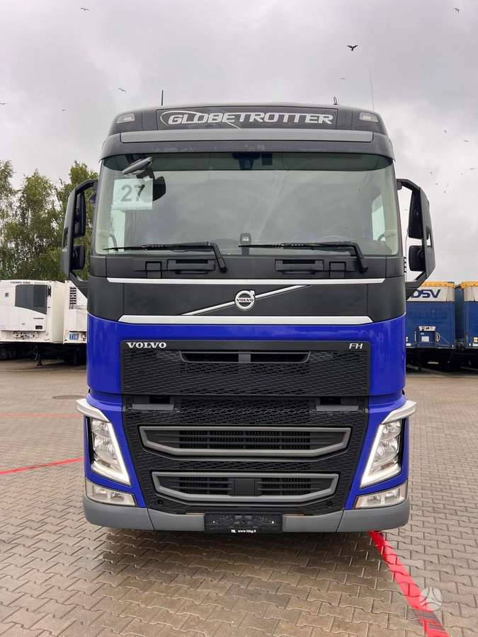 Volvo FH 540 6x2, double sleeper