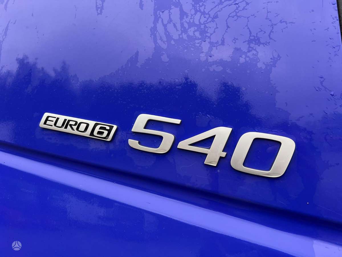 Volvo FH 540 6x2, double sleeper