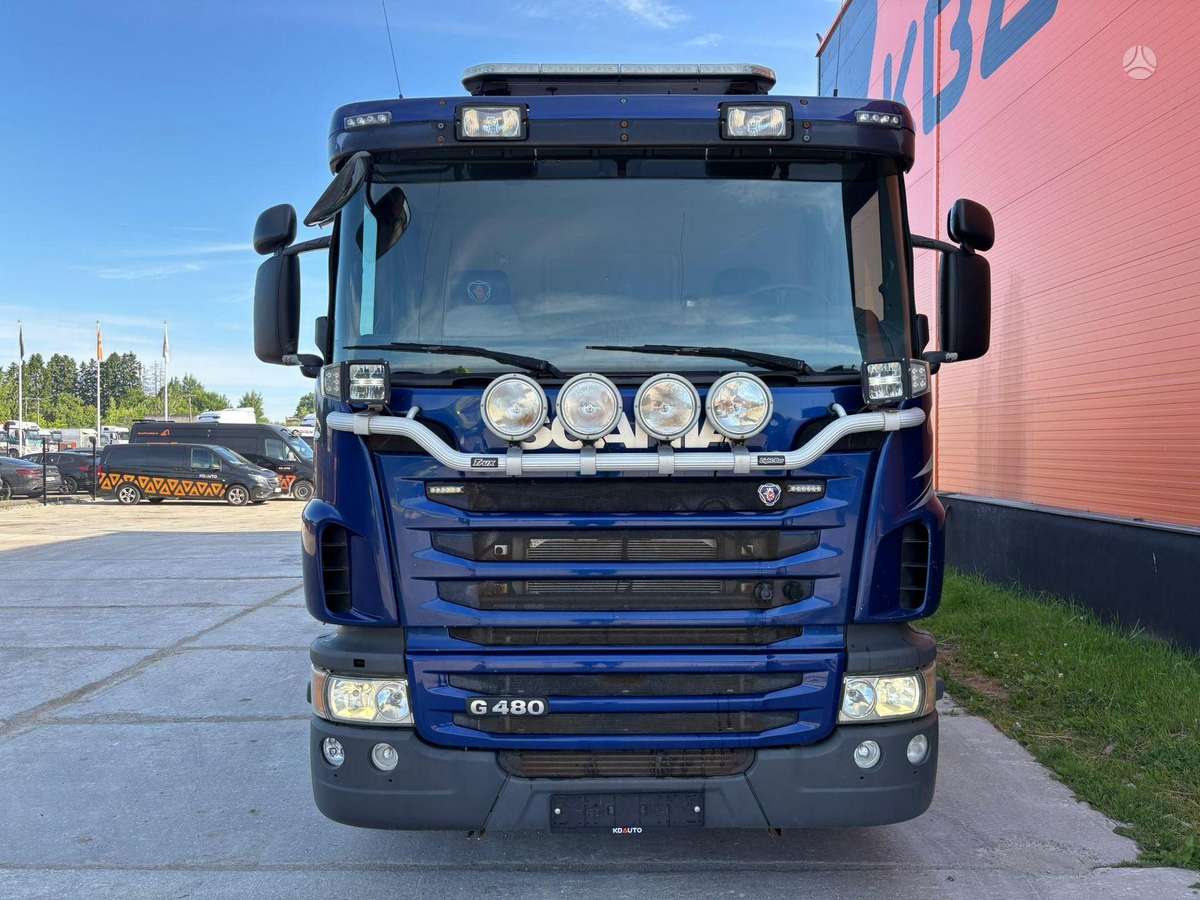 Scania G 480 8x4*4, самосвалы с краном