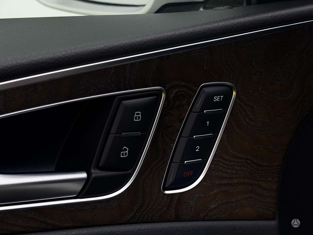 Audi A6, 2.0 l., Седан