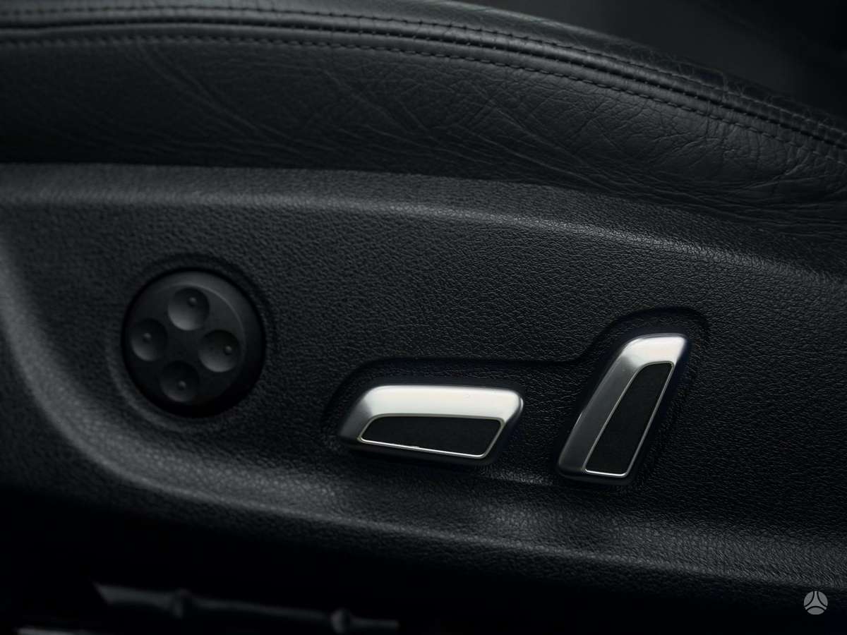 Audi A6, 2.0 l., Седан