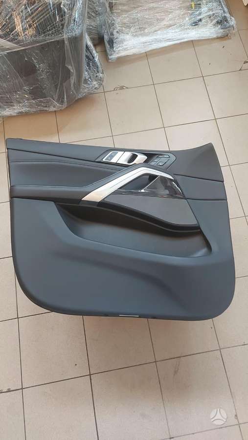 BMW X6 M salono detalės