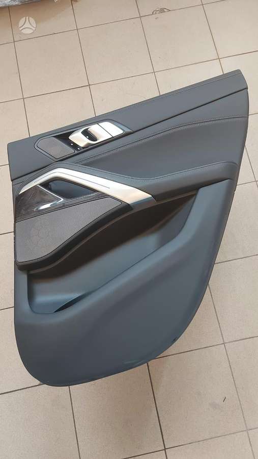 BMW X6 M salono detalės