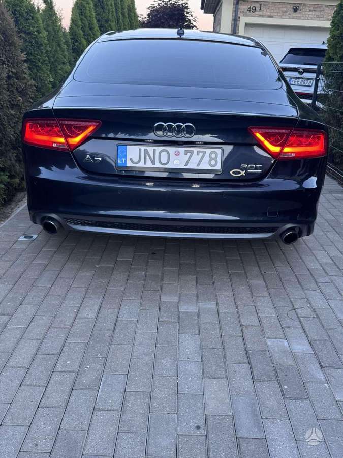 Audi A7, 3.0 l., Седан