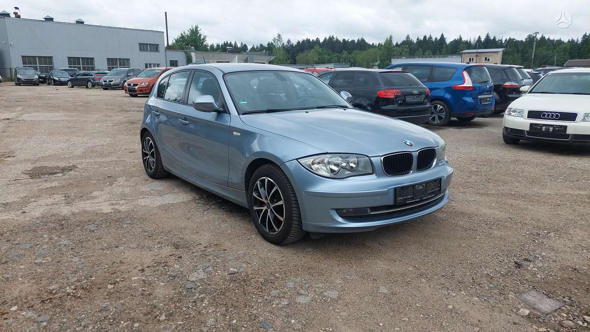 BMW 118, 2.0 l., Хэтчбек