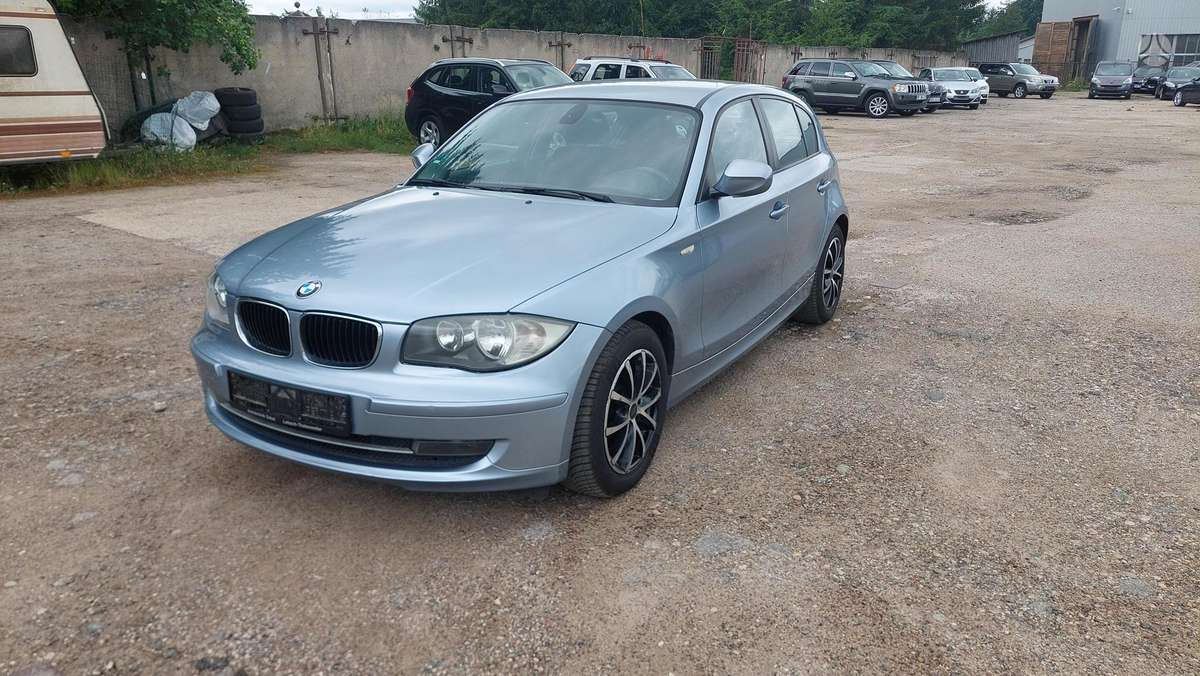 BMW 118, 2.0 l., hatchback