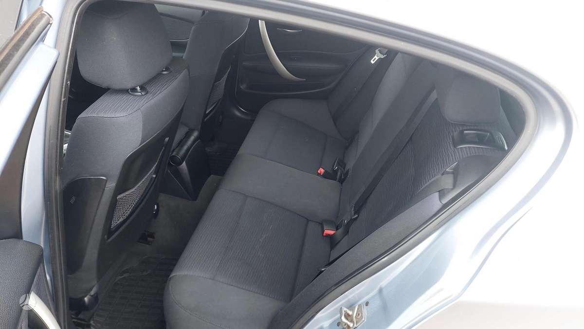 BMW 118, 2.0 l., Хэтчбек
