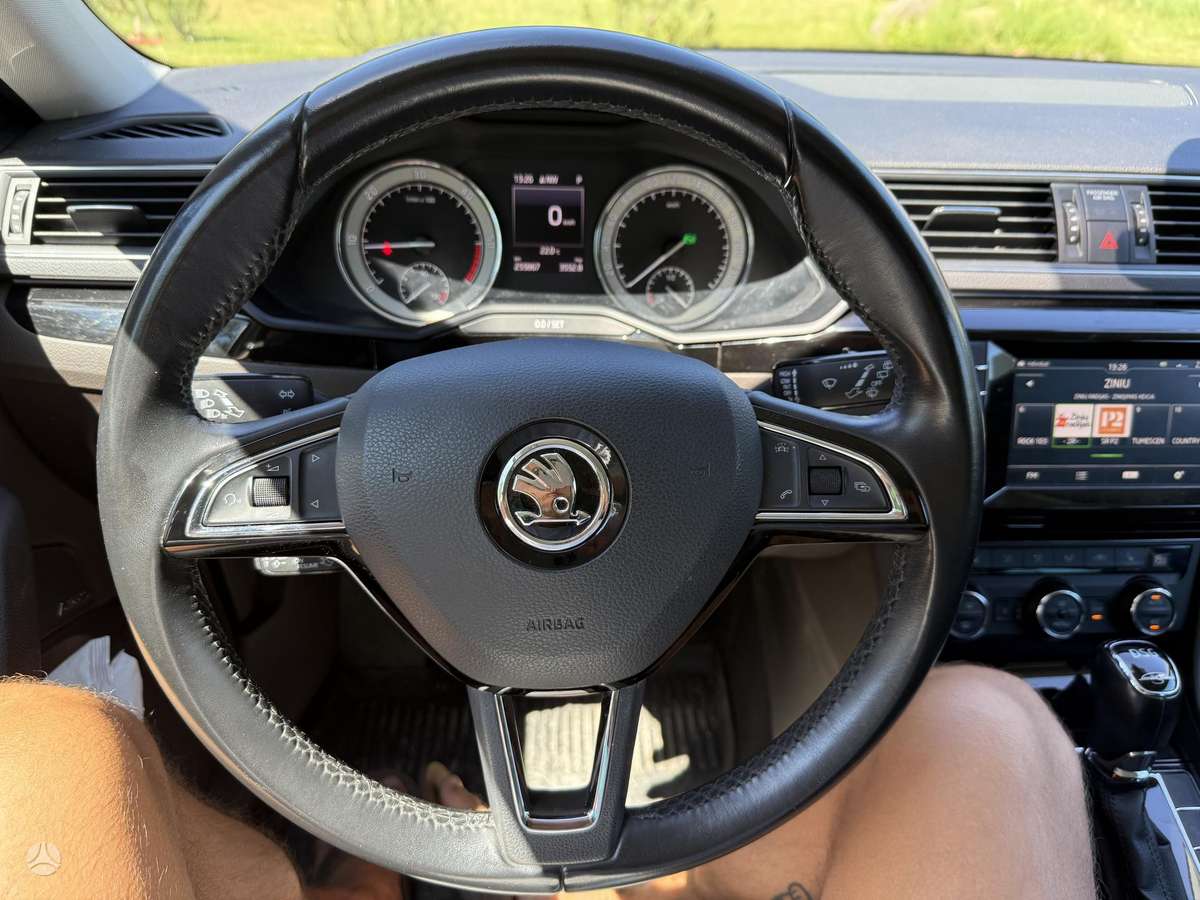 Skoda Superb, 2.0 l., wagon