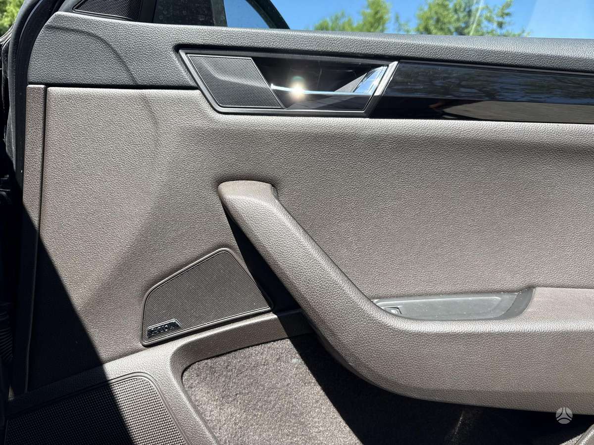 Skoda Superb, 2.0 l., universalas