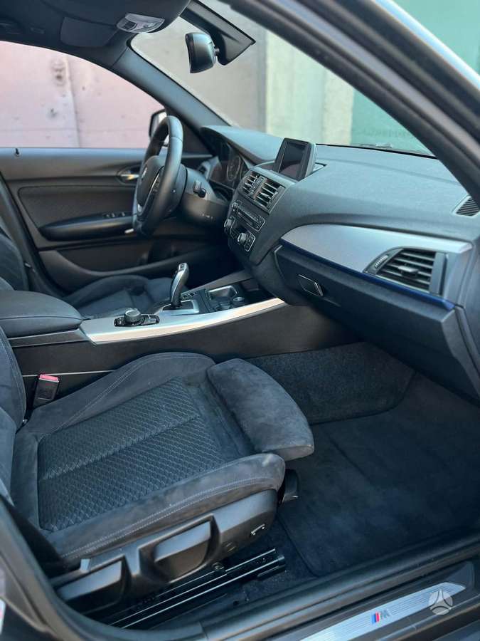 BMW 116, 2.0 l., hatchback