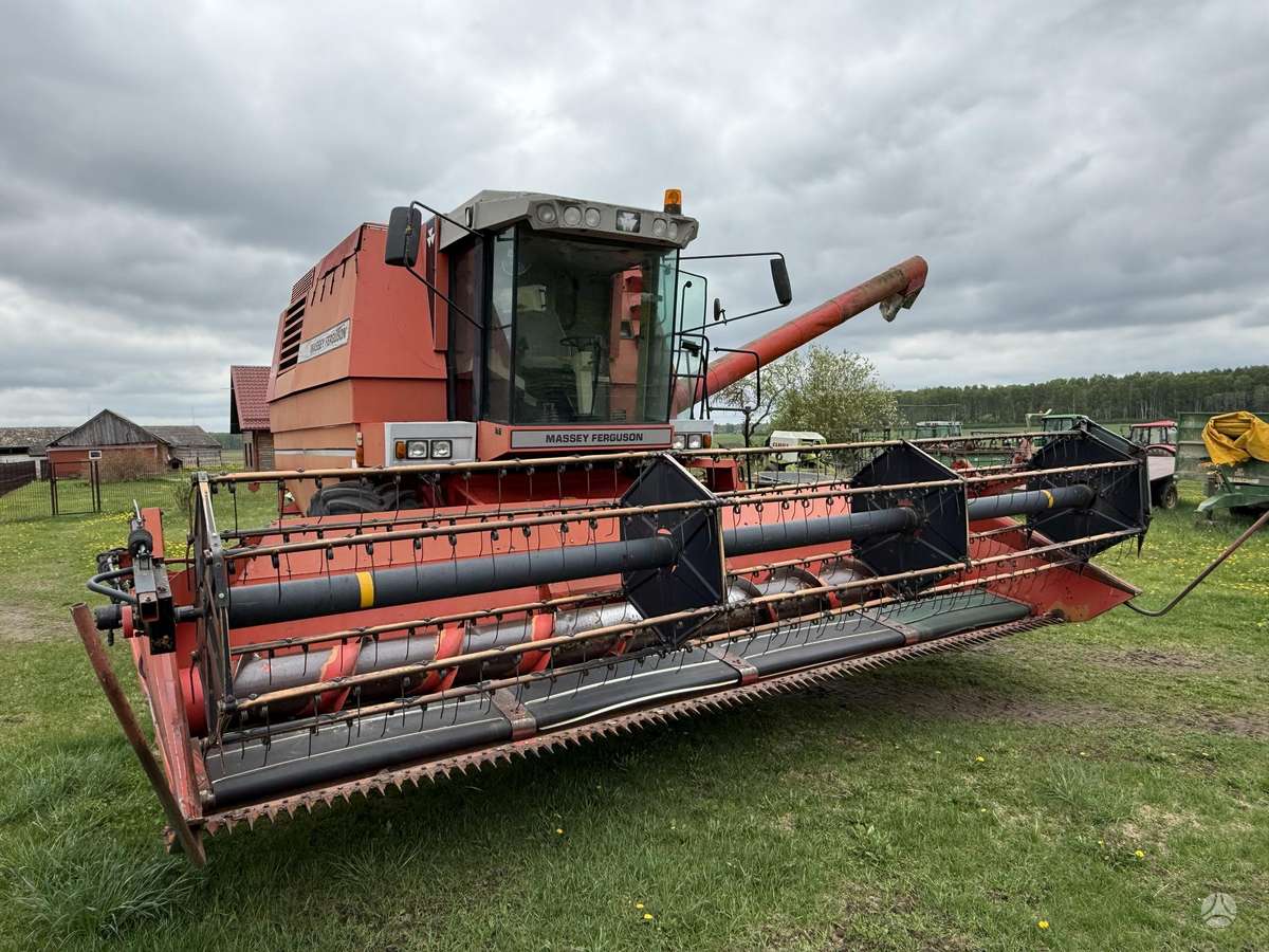 Massey Ferguson 38, combine harvesters