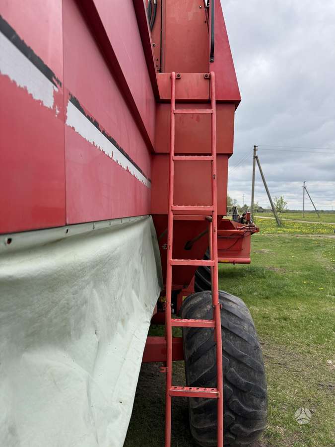 Massey Ferguson 38, kombainai