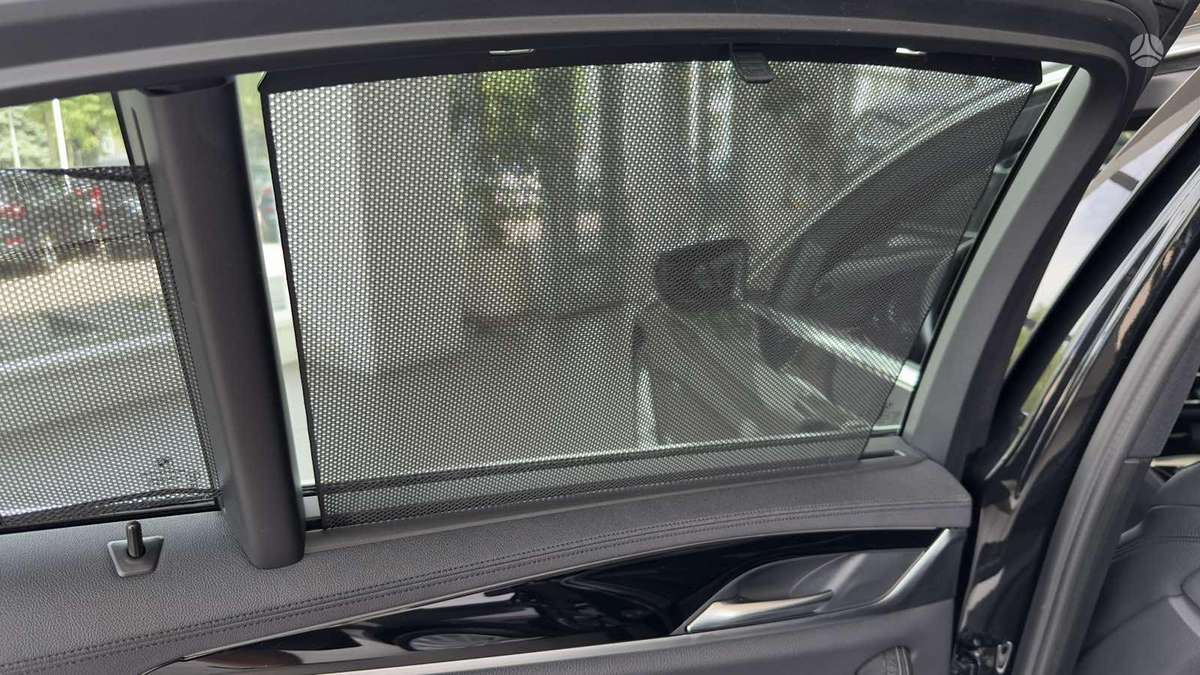 BMW 520, 2.0 l., Седан