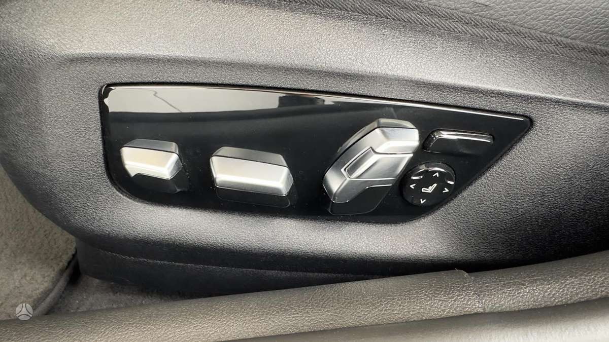 BMW 520, 2.0 l., Седан
