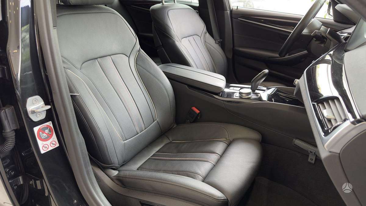 BMW 520, 2.0 l., Седан